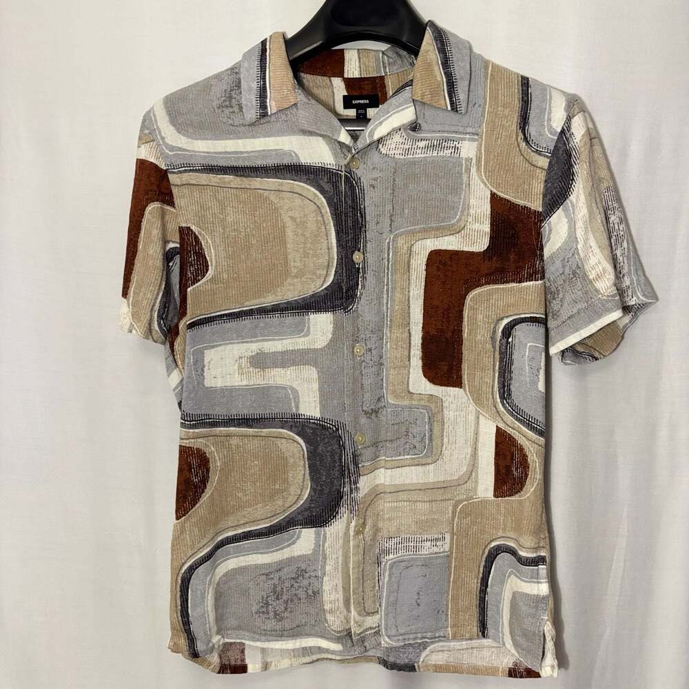 Express Men's Short Sleeve Button-Down Shirt in Brown and Gray Geometric Abstrac